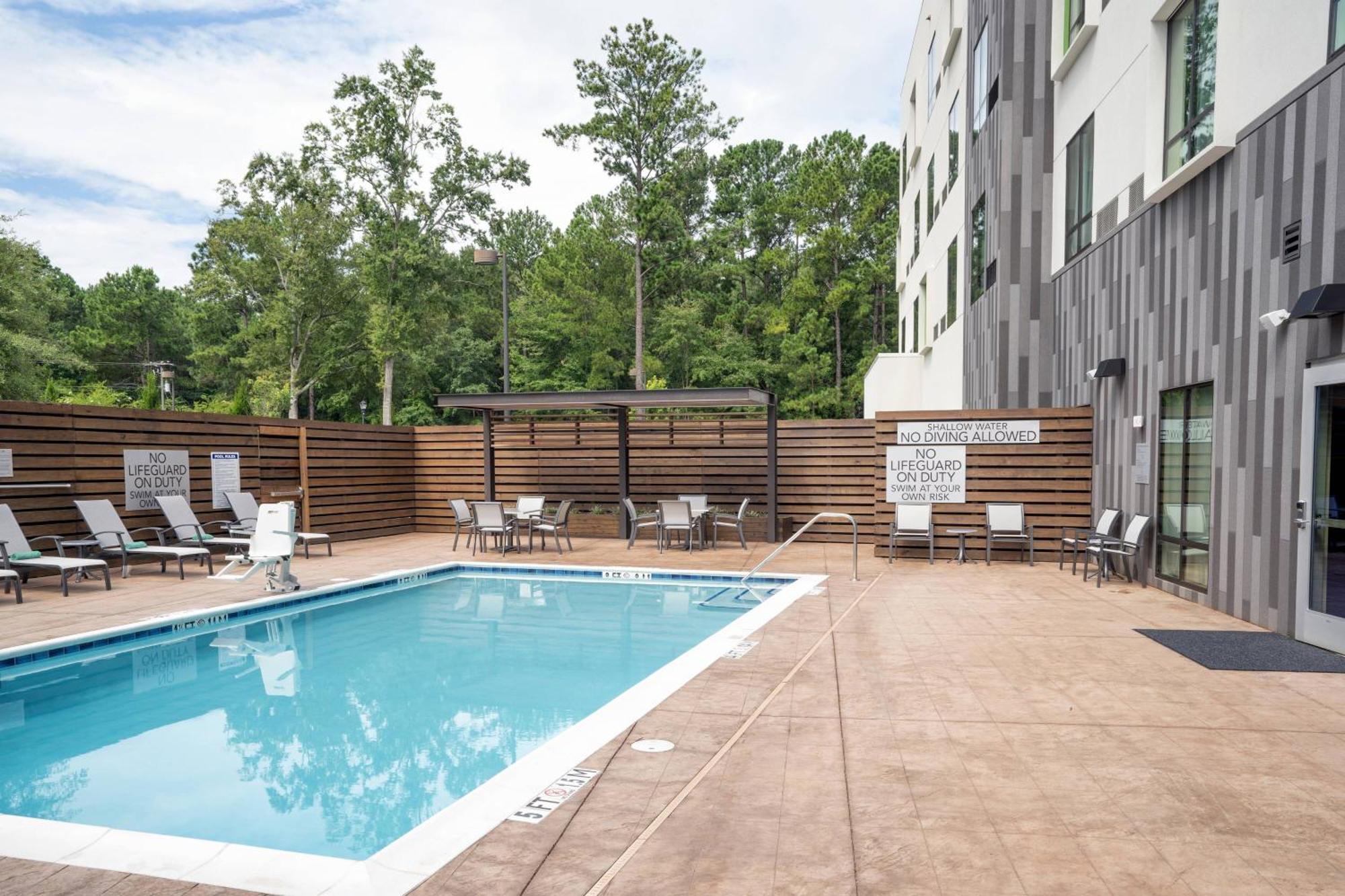 Courtyard By Marriott Charleston-north Charleston 3* North Charleston